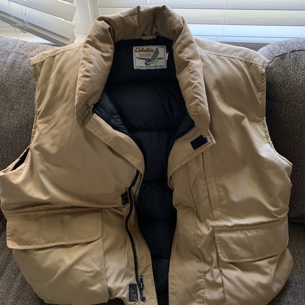 Cabelas Vest